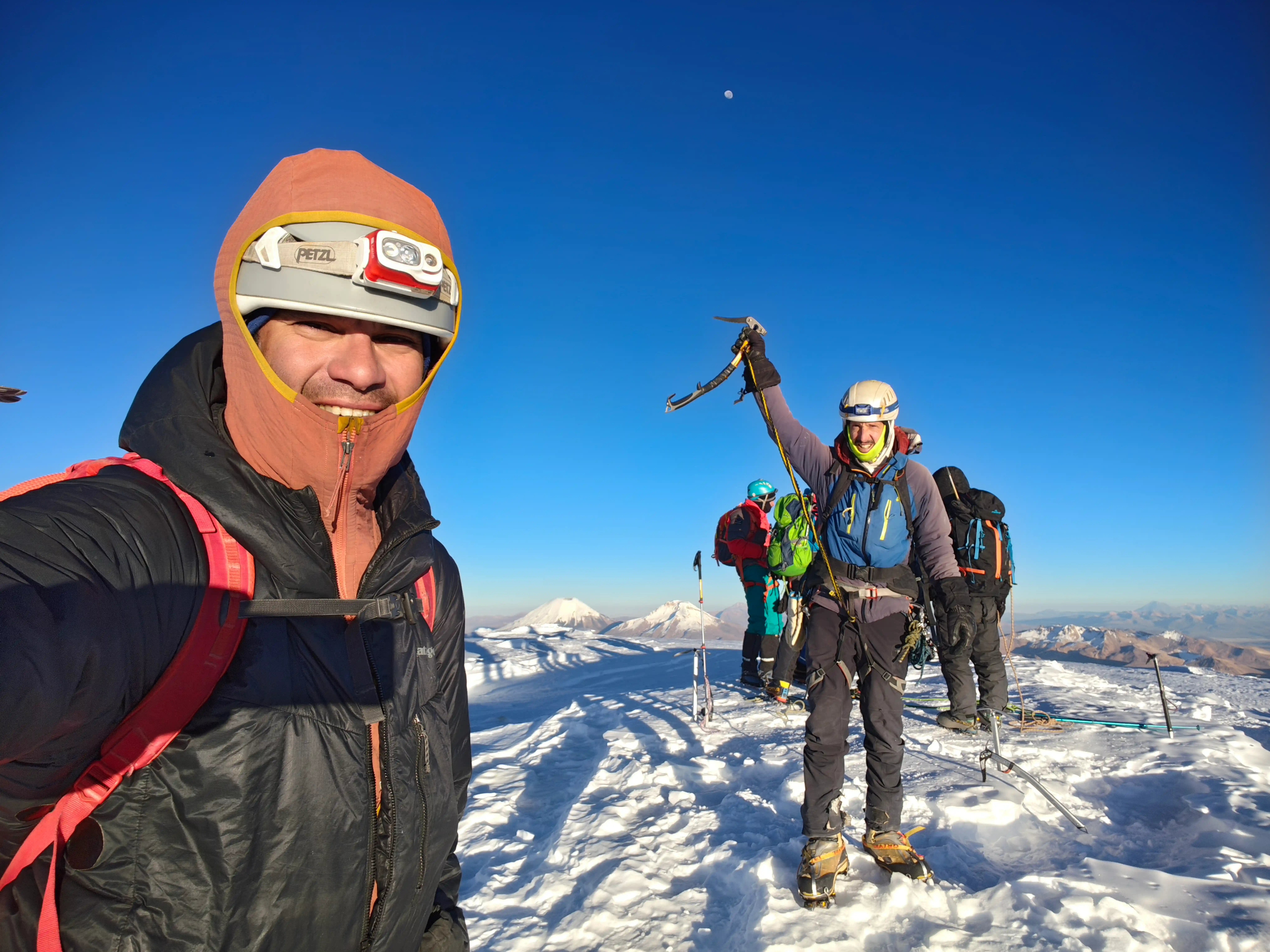 Cumbre del volcán Sajama (6.542 msnm), Bolivia.